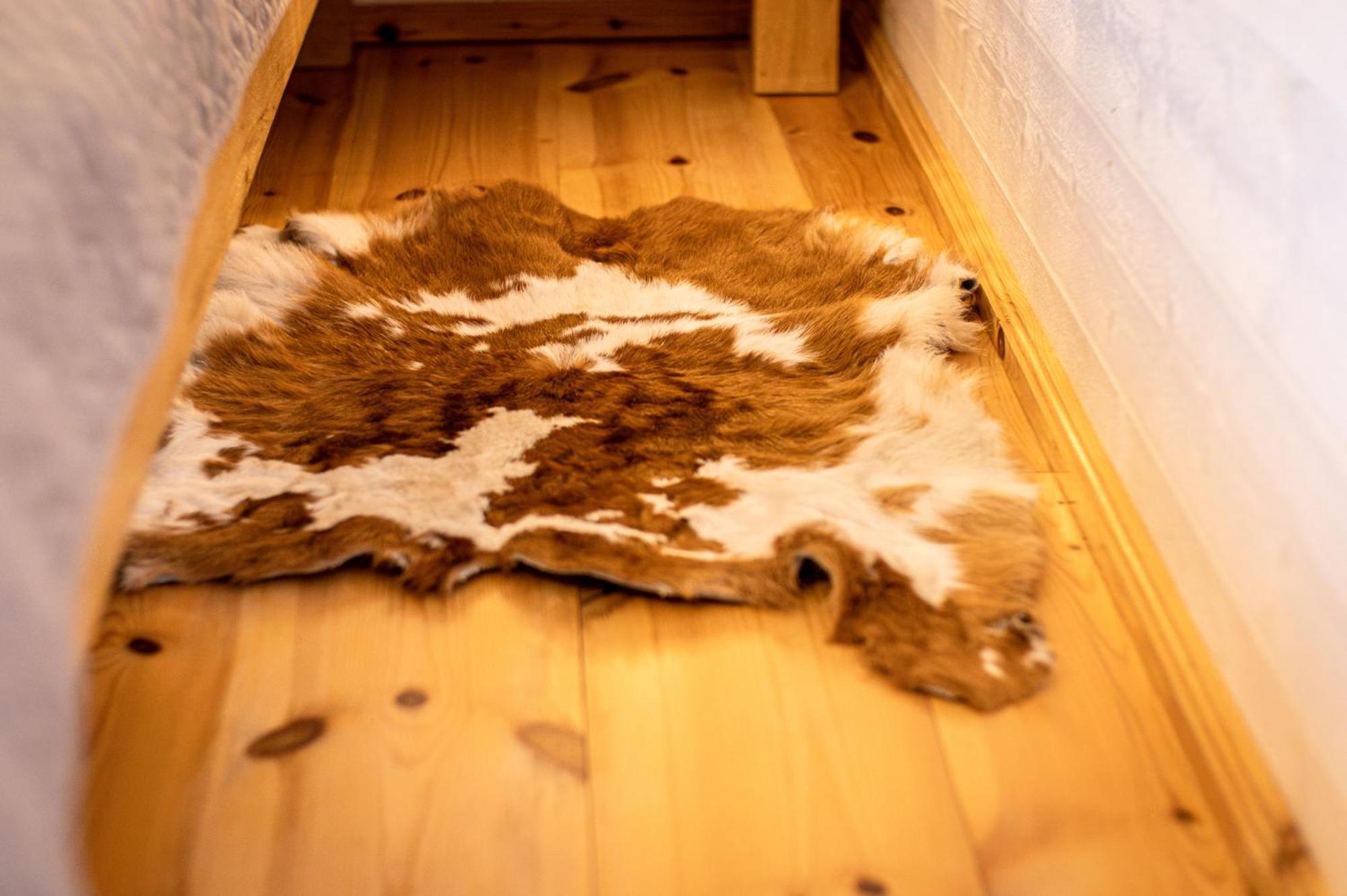 Bear'S Lair Chalet Порумбаку-де-Сус Экстерьер фото