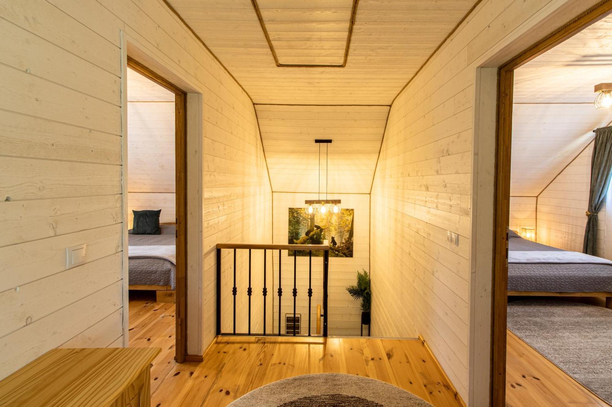 Bear'S Lair Chalet Порумбаку-де-Сус Экстерьер фото